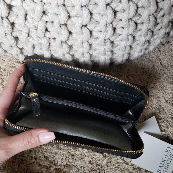 Badgley Miscka wallet - Picture 2 of 3